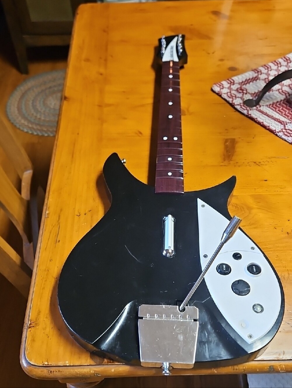 X Box Rockband Rickenbacker 325 John Lennon Guitar